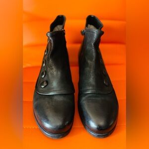 Miz Mooz Louise Booties